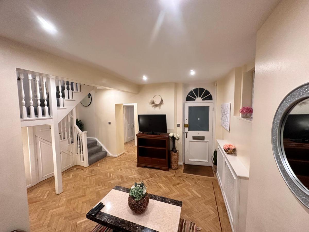 Central 5-bedroom, 4 Baths Lovely In Marylebone * Londra